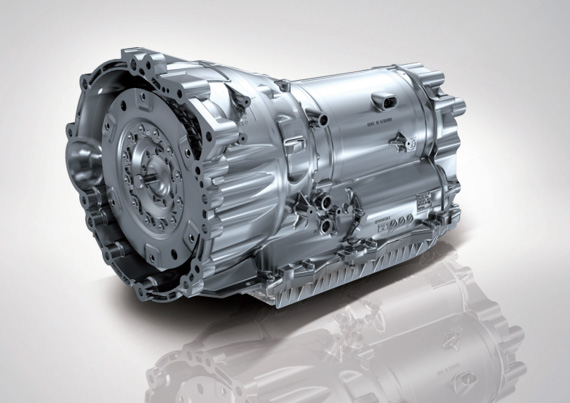 8-ступінчаста автоматична коробка передач ZF з можливістю ручного перемикання